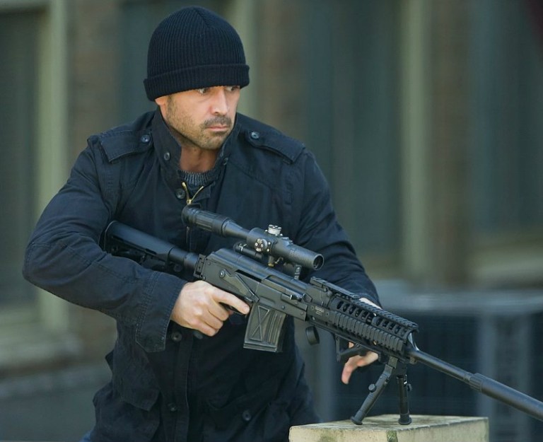 colin-farrell-dead-man-down-set