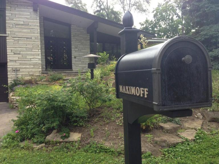 BOVa9yZCEAAiLGe.jpg large