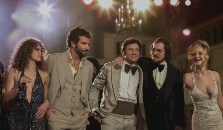 American-Hustle-2013-with-Christian-BaleAmy-AdamsBradley-CooperJeremy-Renner-and-Jennifer-Lawrence
