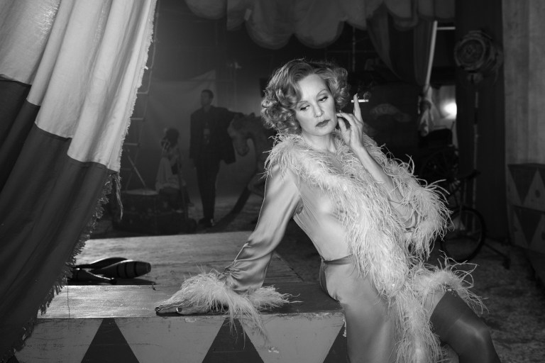 AmericanHorrorStory-FreakShow-S4-Cast-023